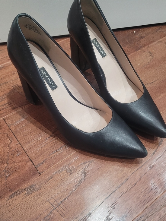 Nine West Shoes - Nine West Black Pointed Toe Block Heel Pumps